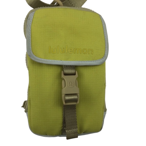 Lululemon Crossbody Bag - Picture 4 of 16